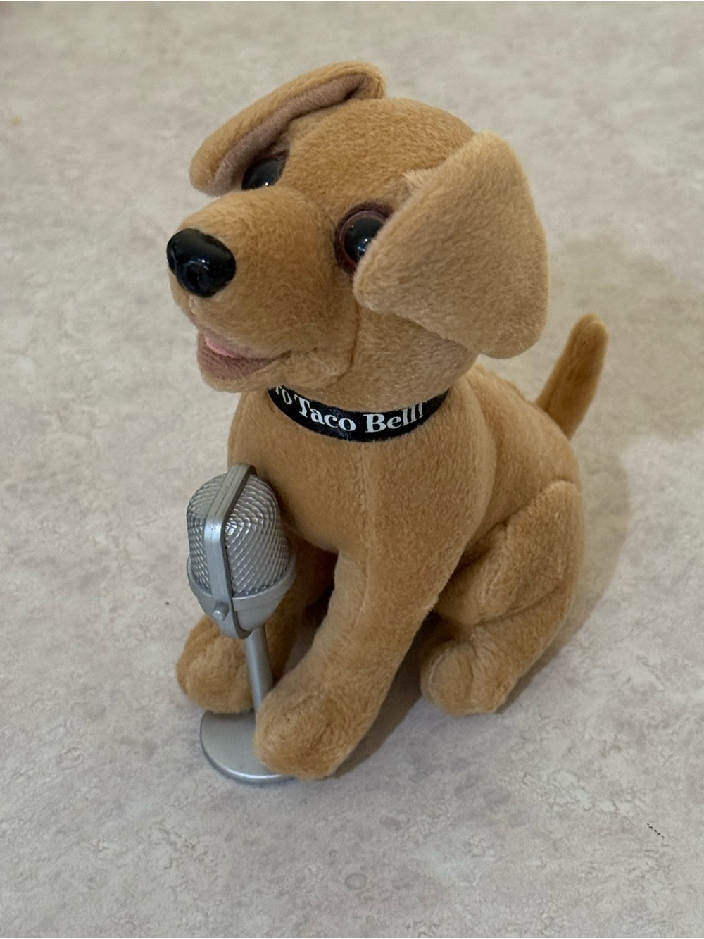 Taco Bell Singing Dog